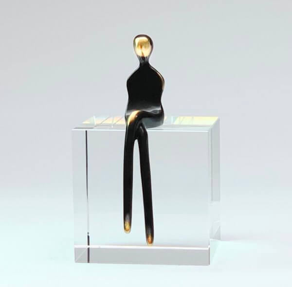 400-2 Mom 2 Build your family sculpture