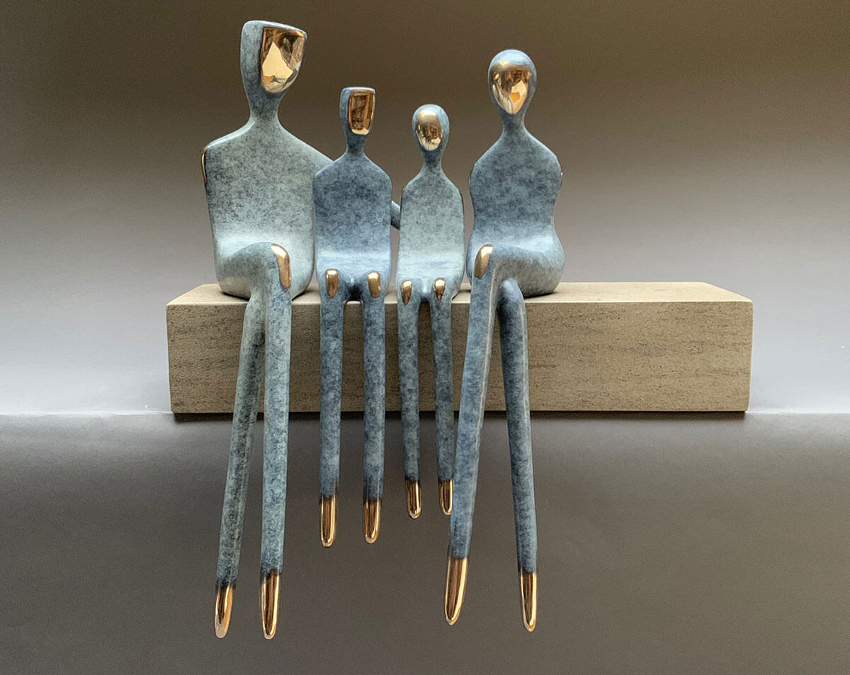 15'-Family-of-four-in-grey-sprecled-patina-example