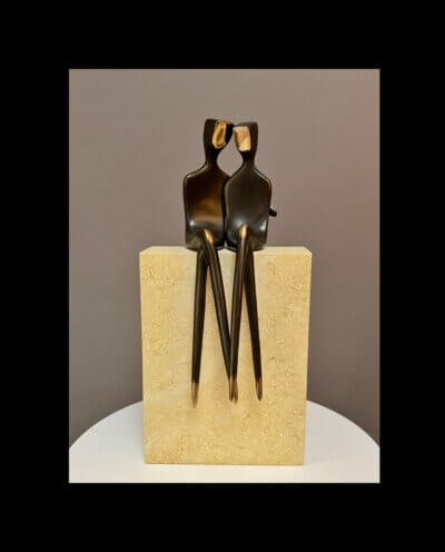 Two grooms sculpture